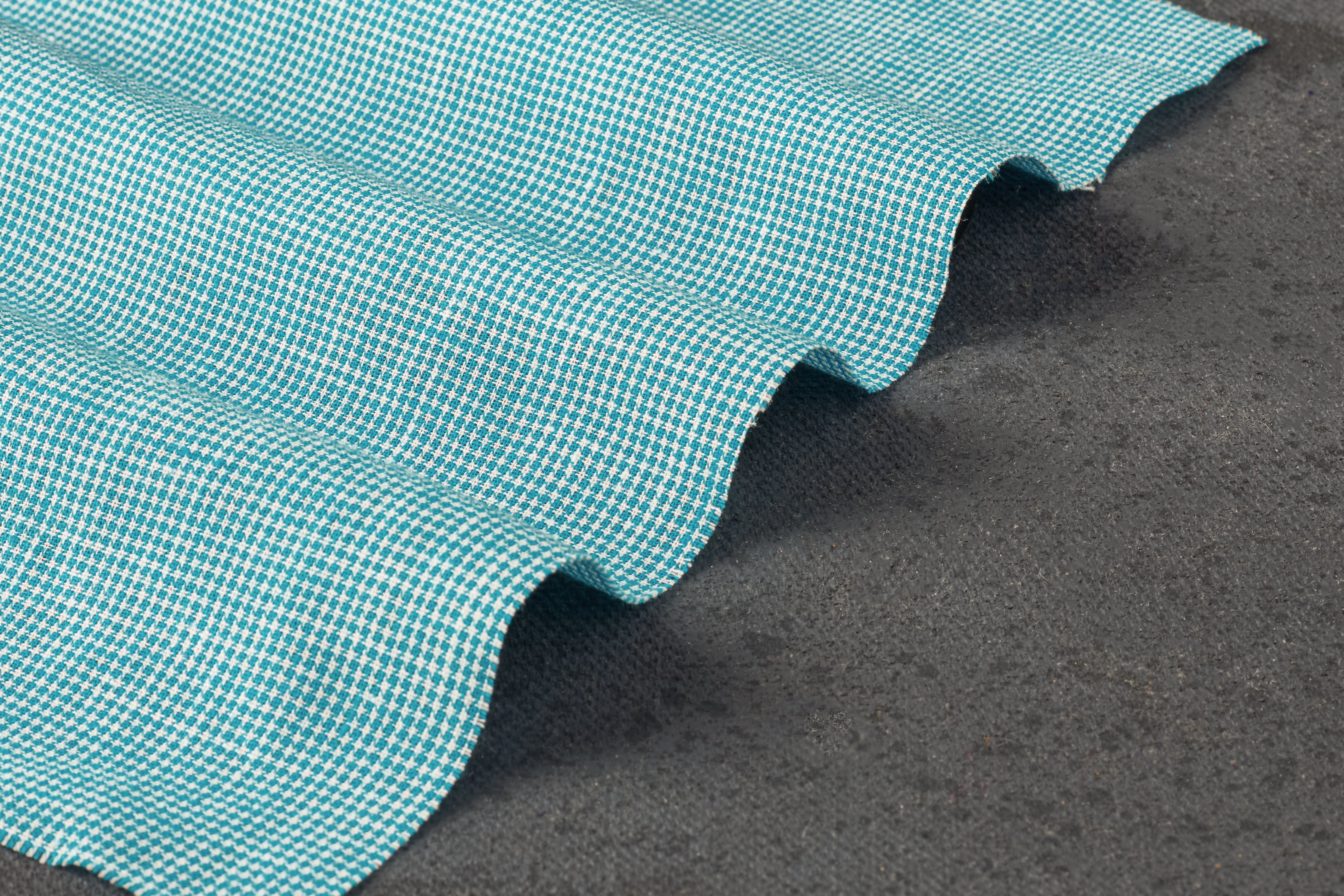 Turquoise & White Mini Houndstooth