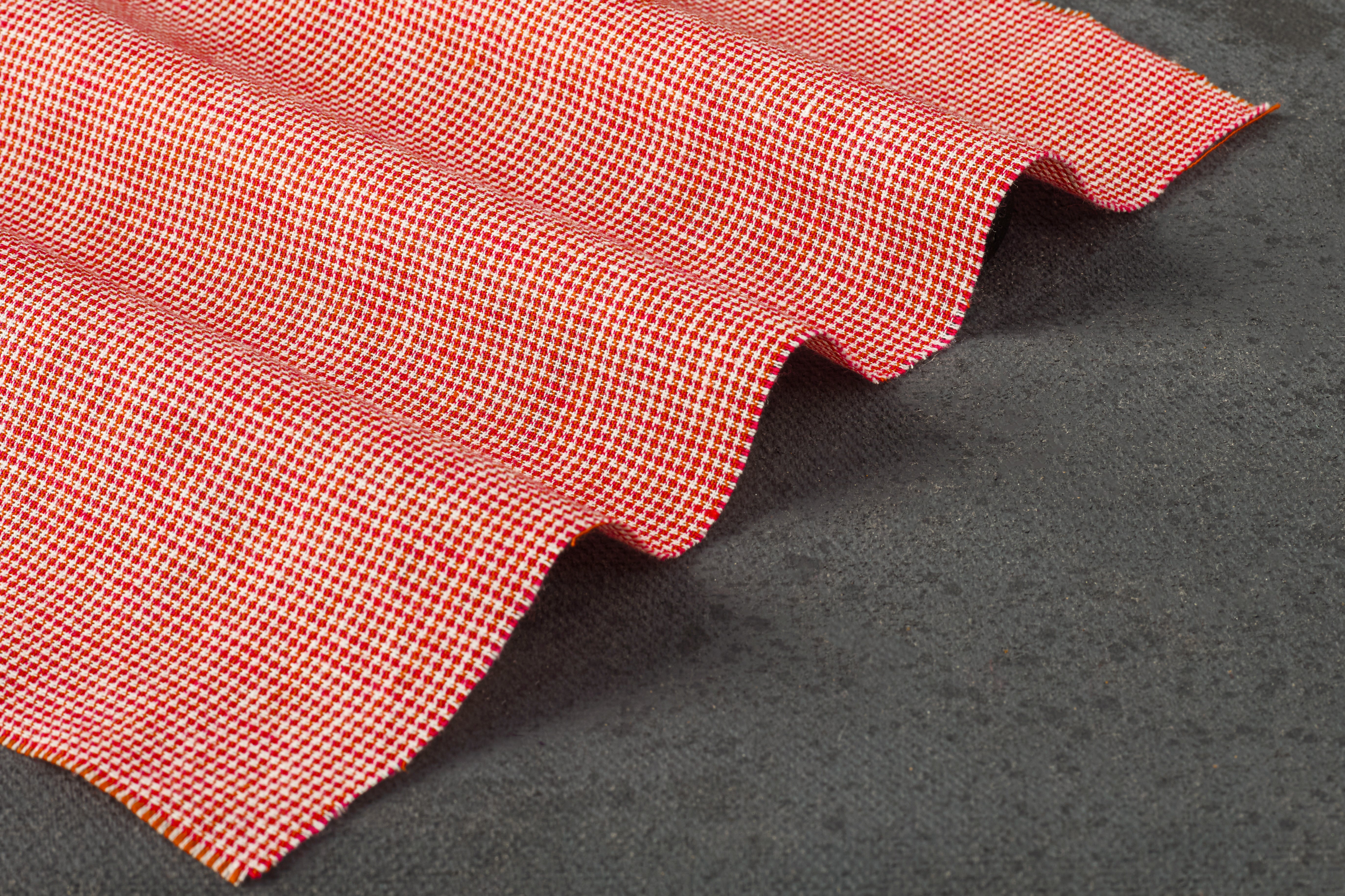 Orangish Red & White Mini Houndstooth
