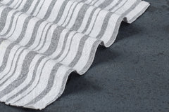 White & Black Crinkled Stripe
